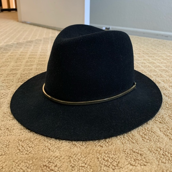 Janessa Leone Hat | Poshmark